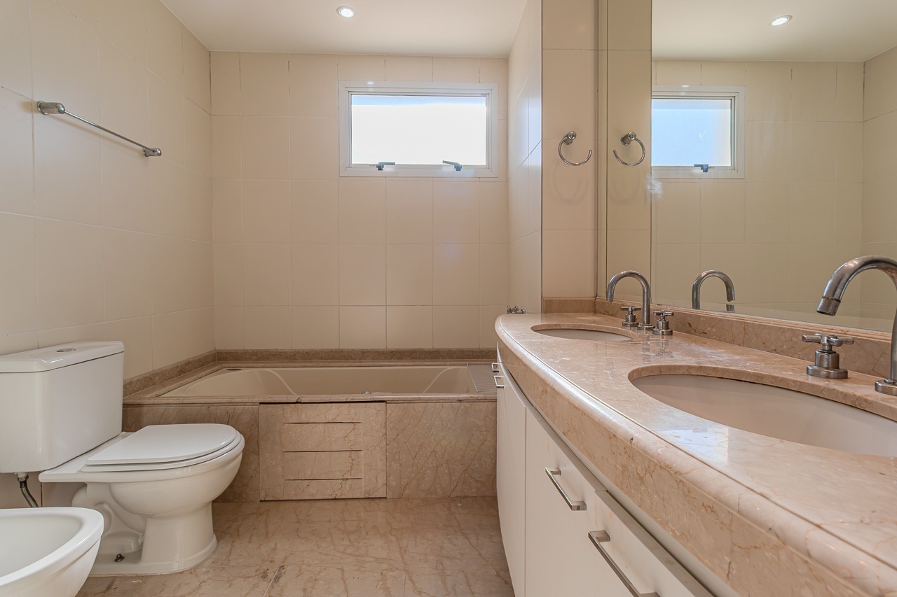 Apartamento para locação em Moema