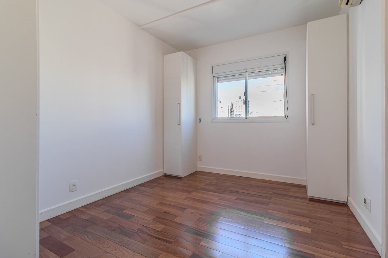 Apartamento para locação em Moema