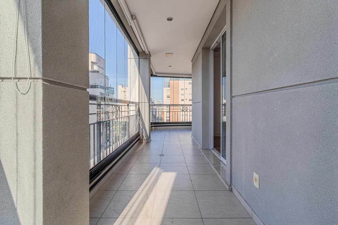 Apartamento para locação em Moema