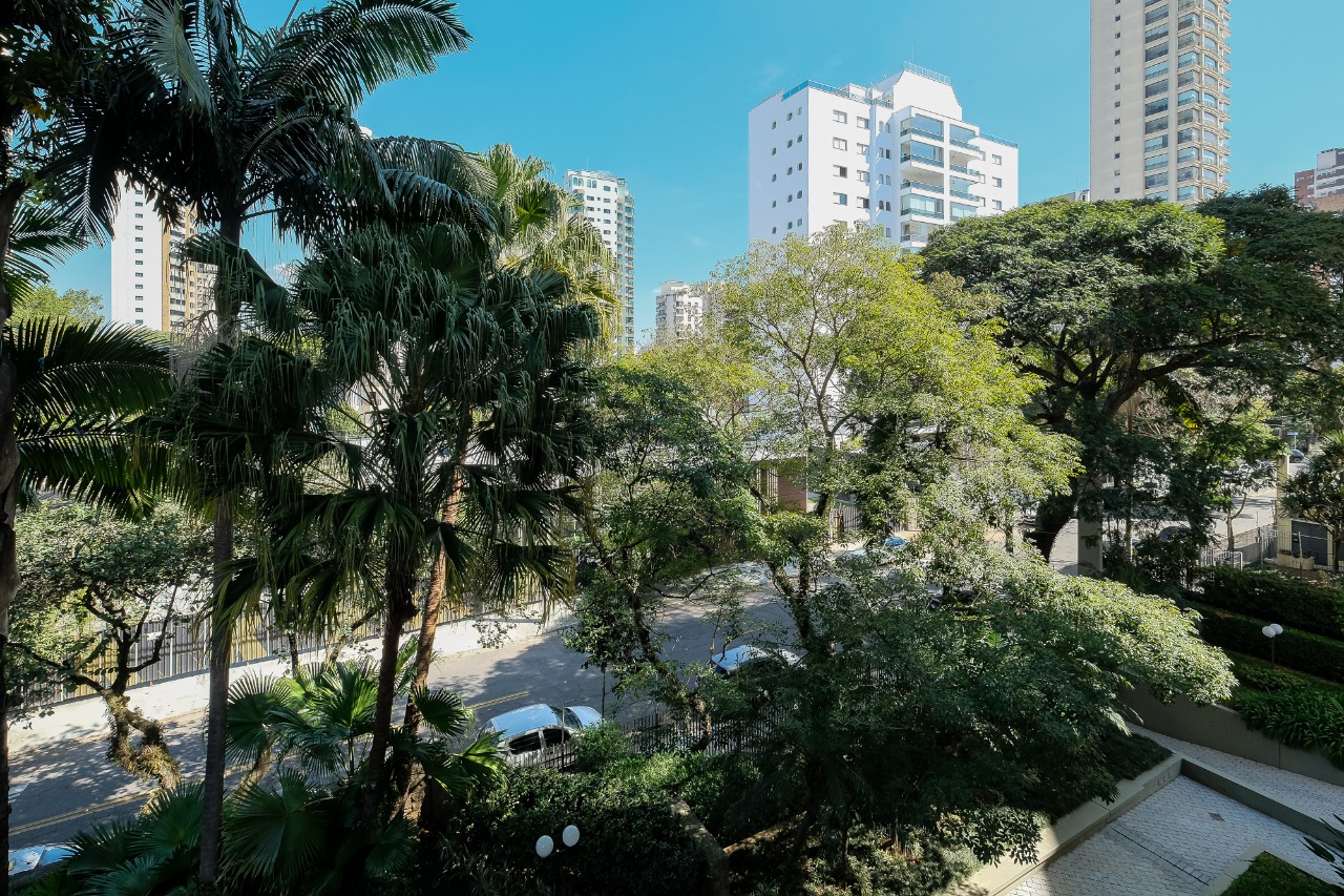Apartamento para venda em Moema
