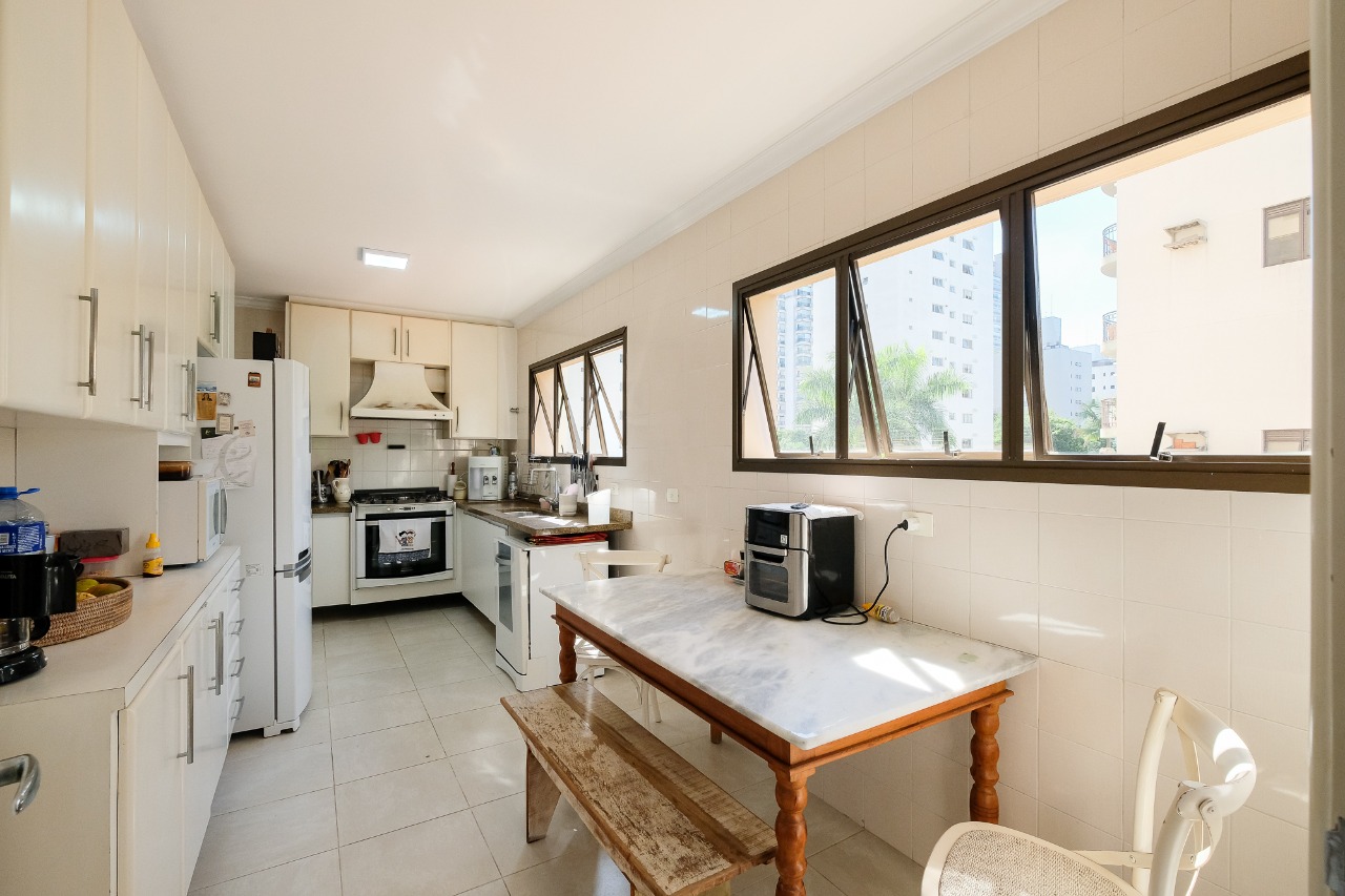 Apartamento para venda em Moema