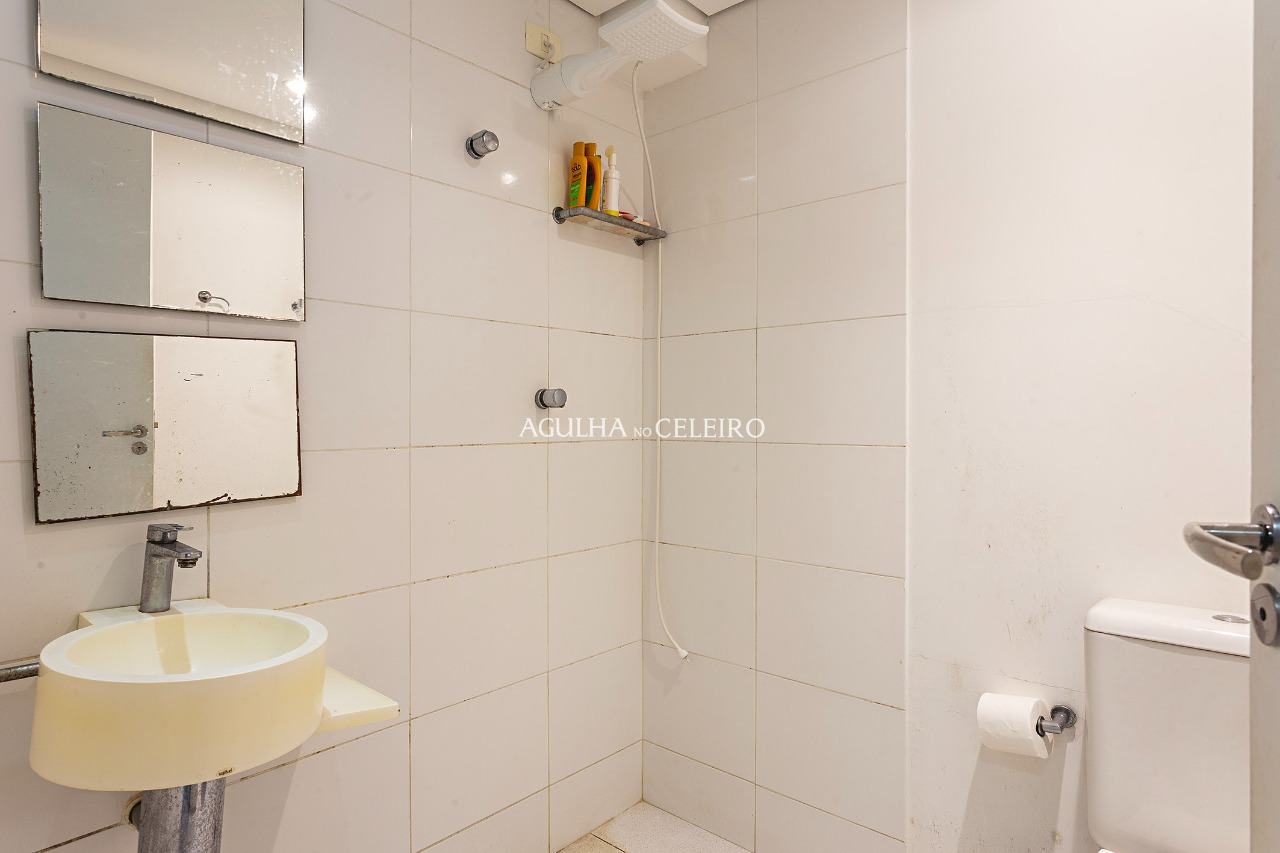 Casa Em Condomínio para venda em Real Parque