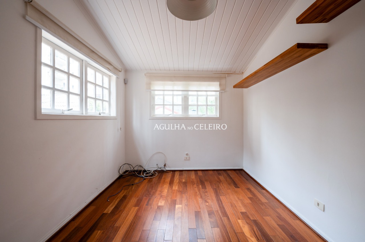 Casa De Vila para venda em Jardim Paulista