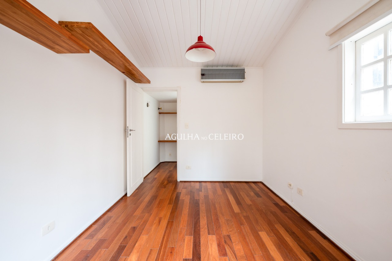 Casa De Vila para venda em Jardim Paulista