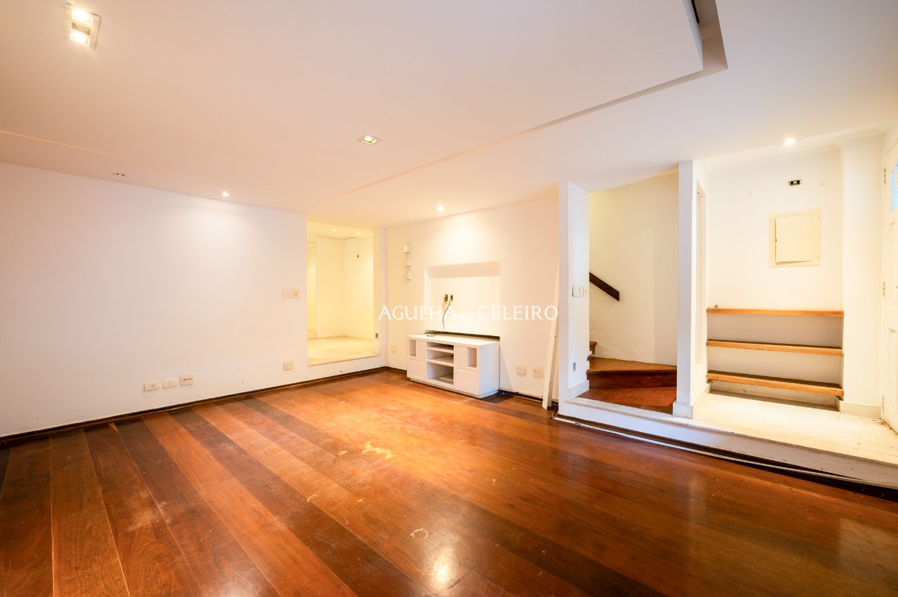 Casa De Vila para venda em Jardim Paulista