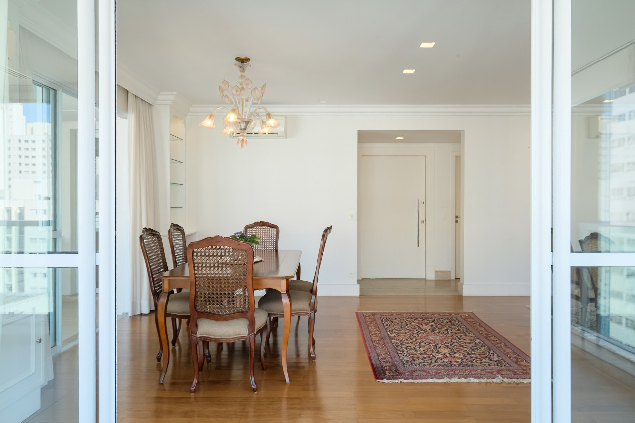 Apartamento para venda em Moema