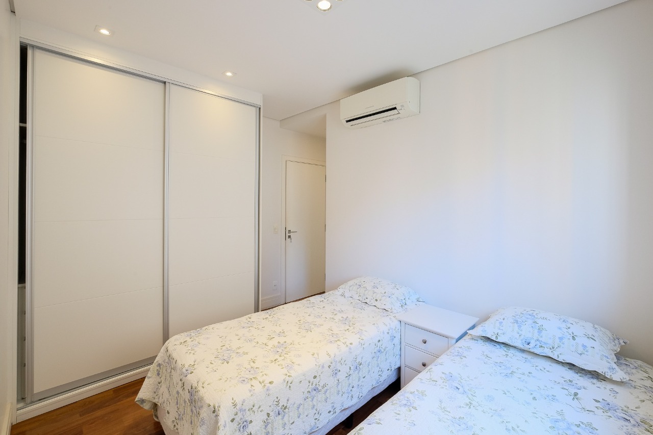 Apartamento para venda em Moema