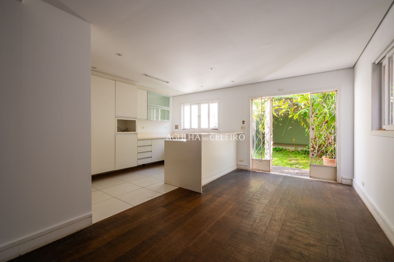 Casa para venda em Alto de Pinheiros