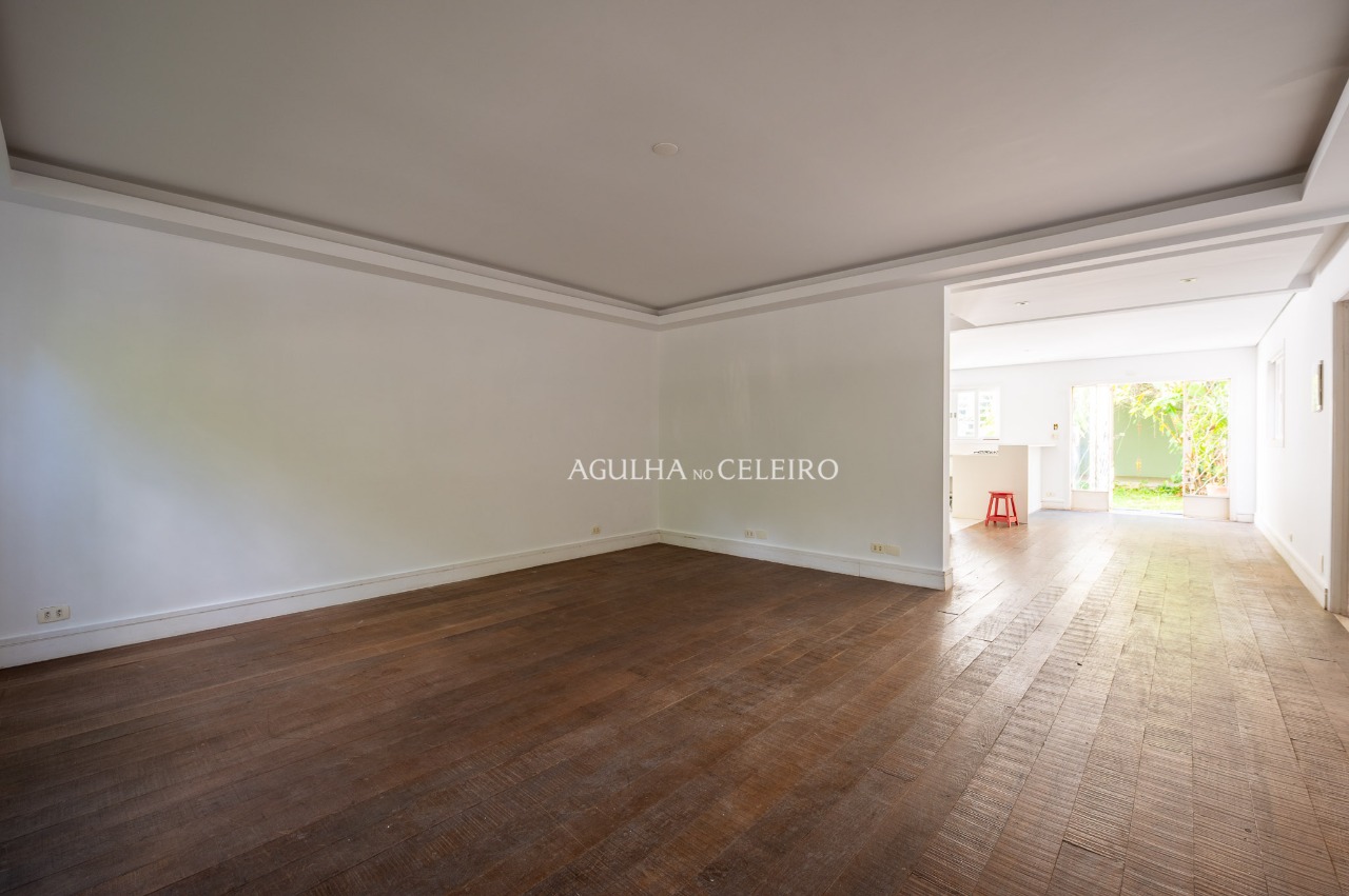 Casa para venda em Alto de Pinheiros