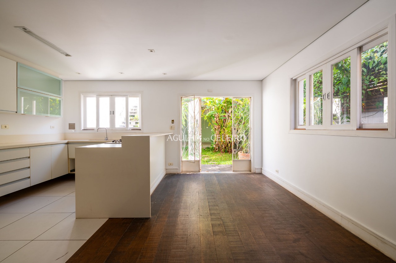 Casa para venda em Alto de Pinheiros