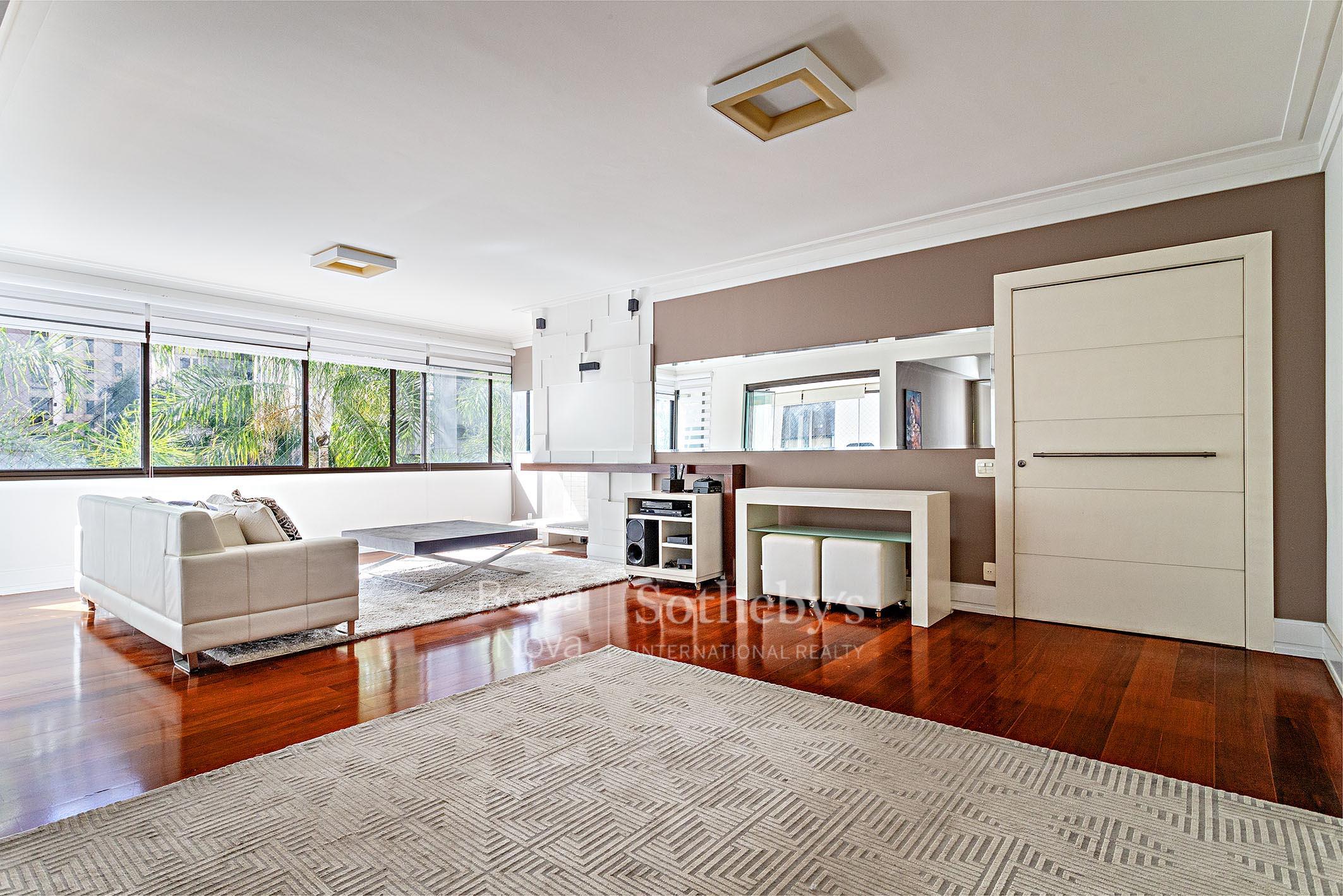 Apartamento para venda em Moema