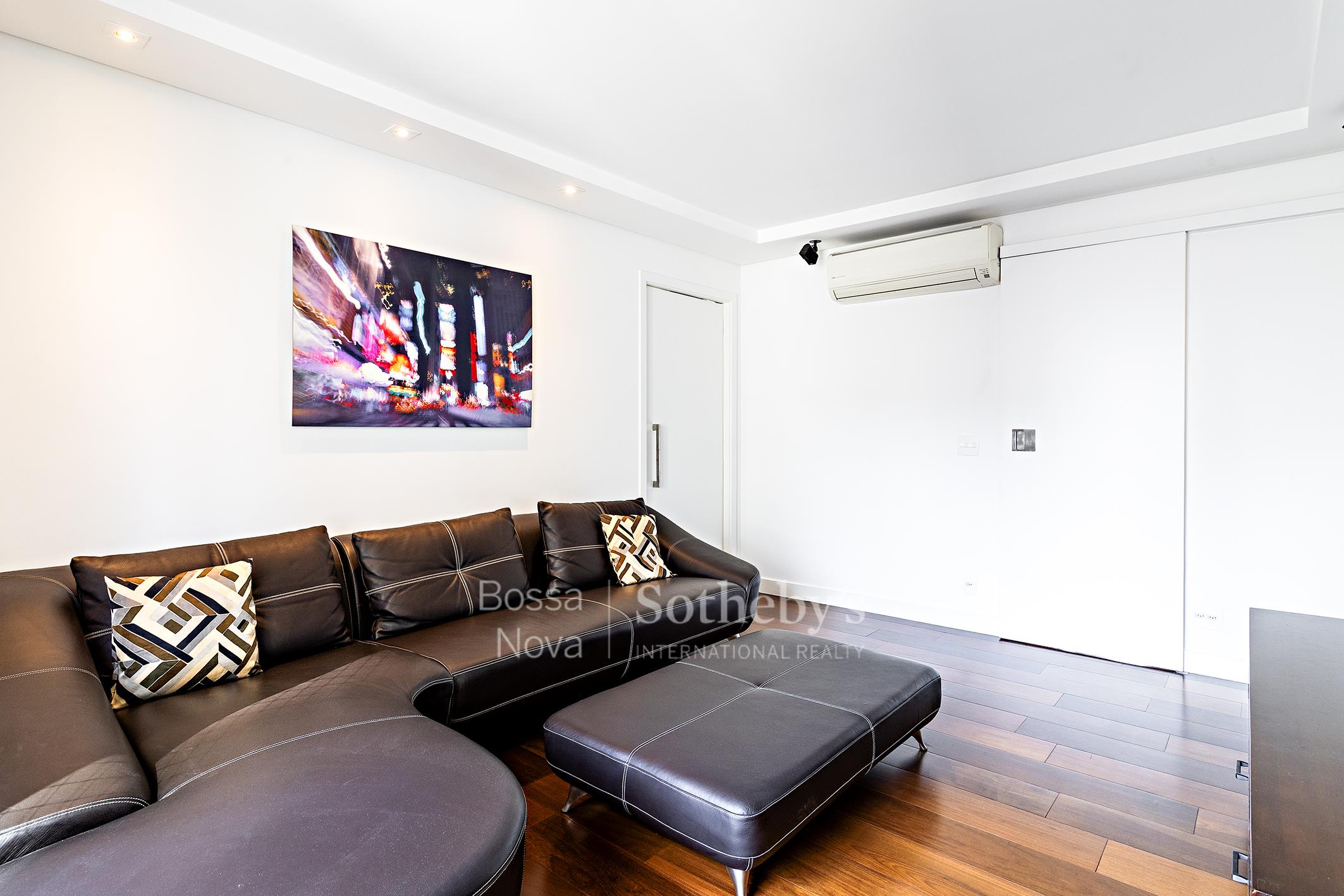 Apartamento para venda em Moema