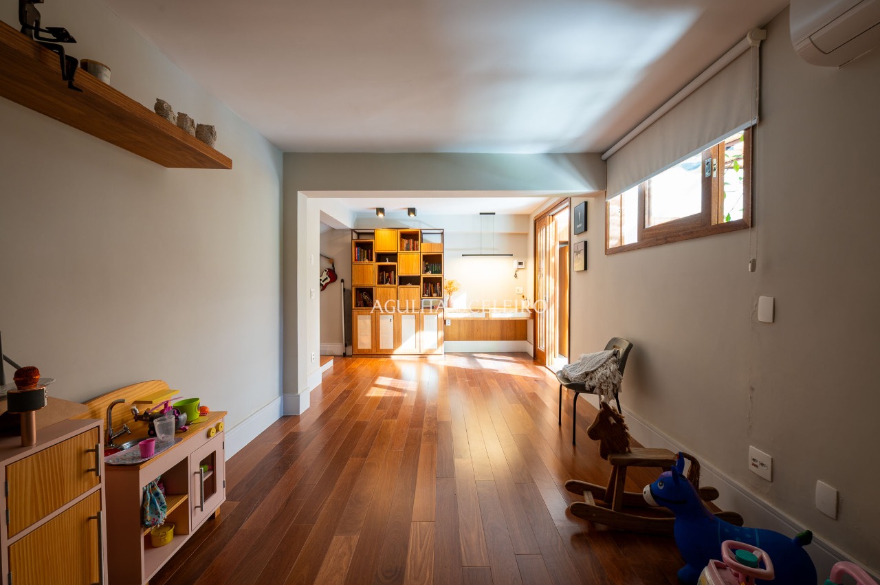 Casa De Vila para venda em Vila Madalena