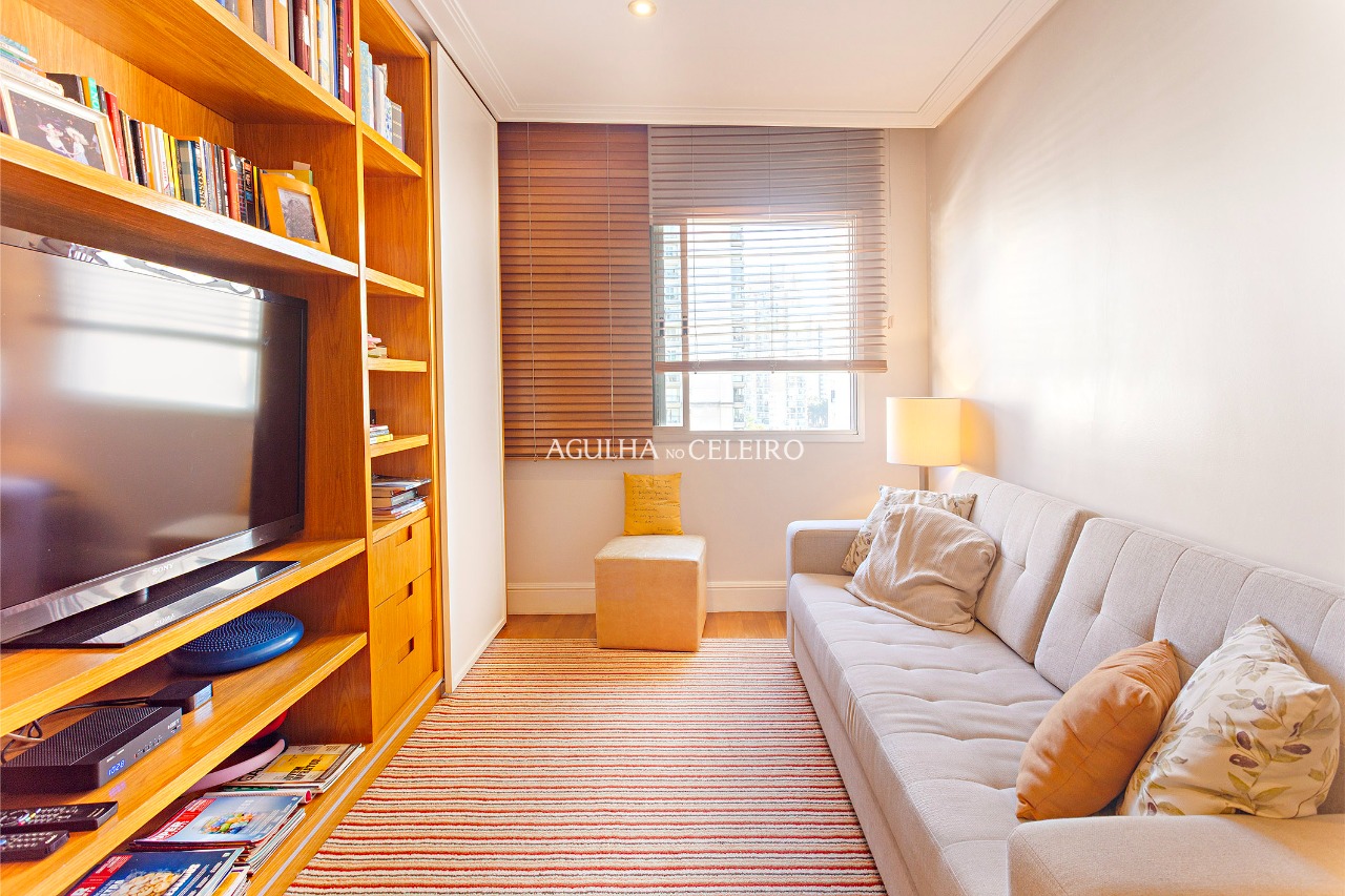 Apartamento para locação em Moema