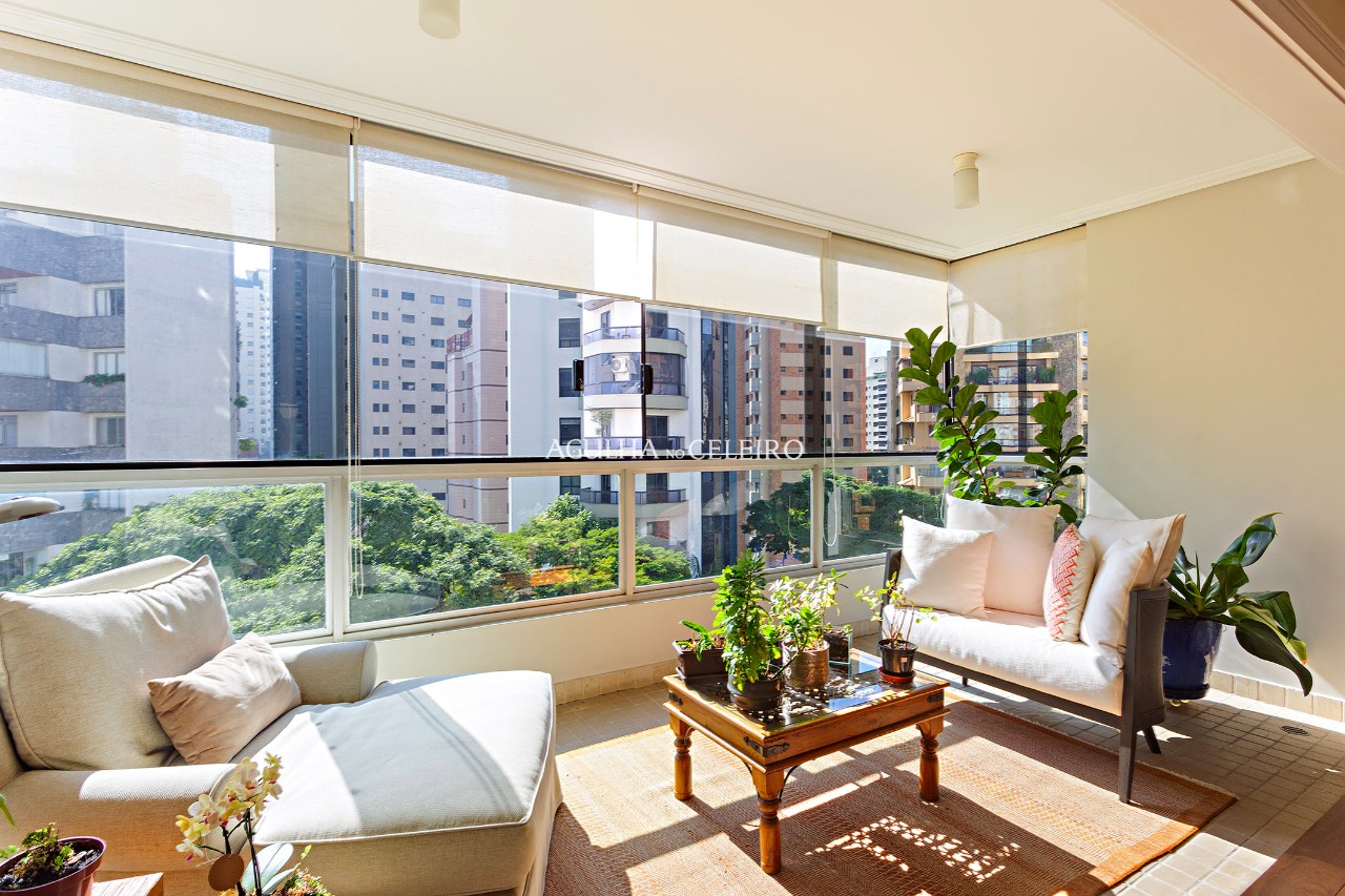 Apartamento para locação em Moema