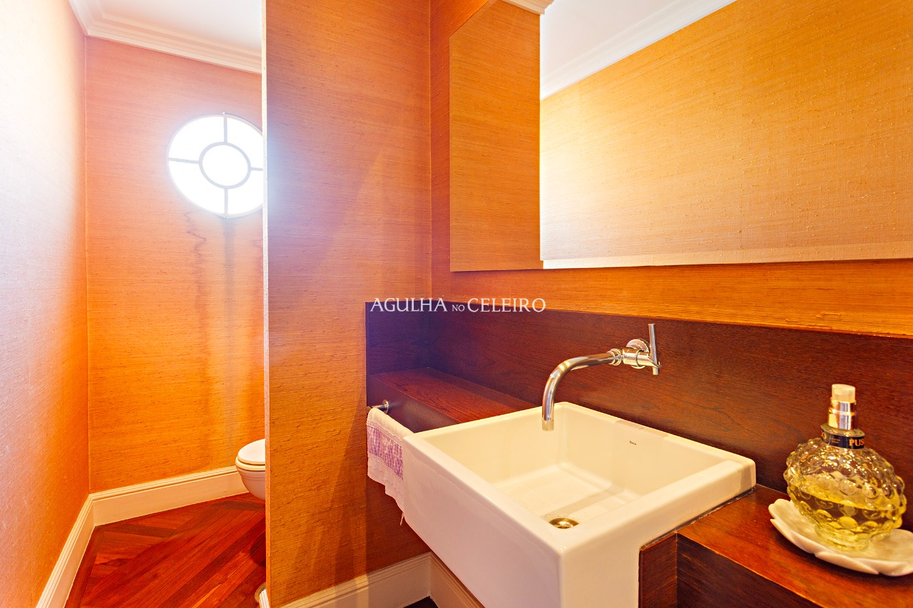 Apartamento para locação em Moema