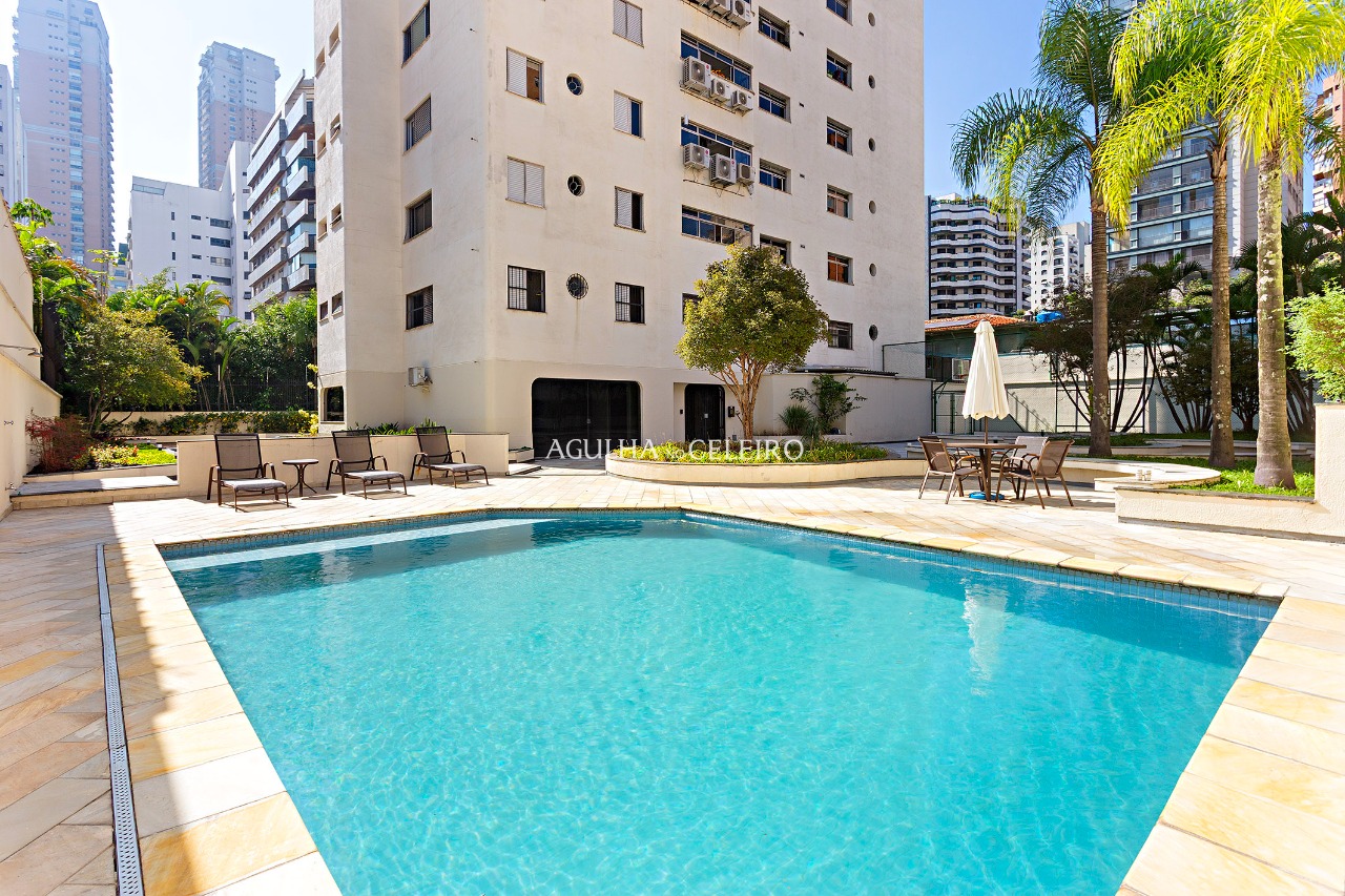 Apartamento para locação em Moema
