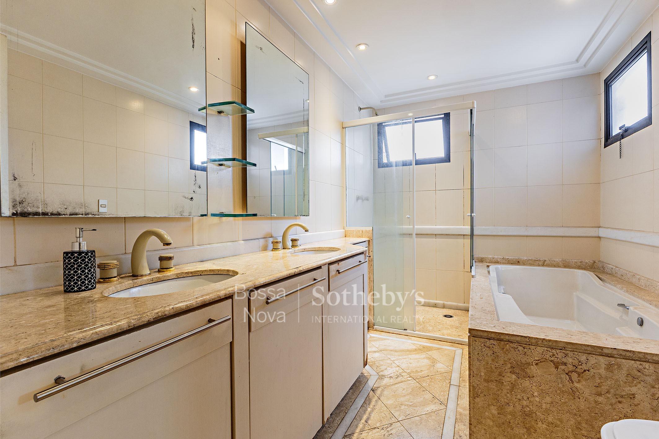 Apartamento para venda em Moema
