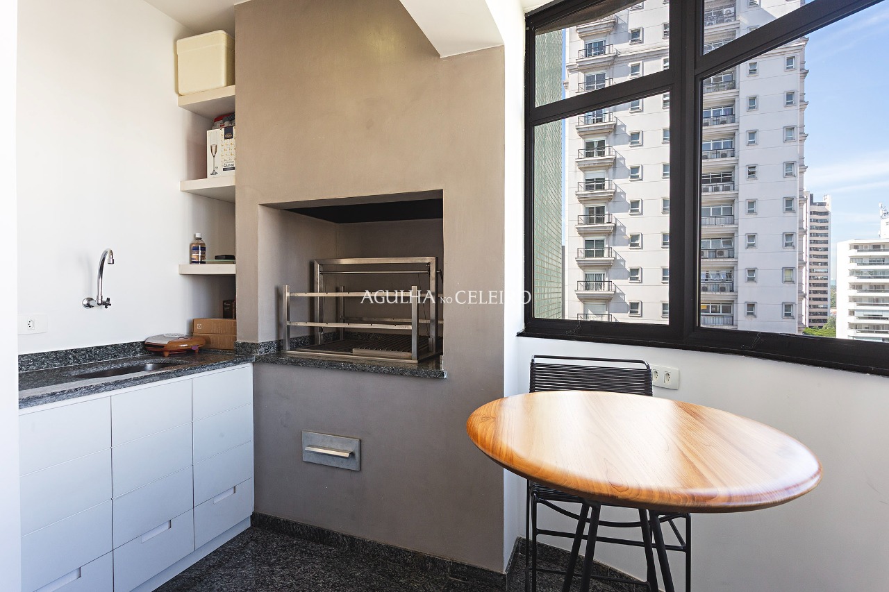 Apartamento para venda em Moema