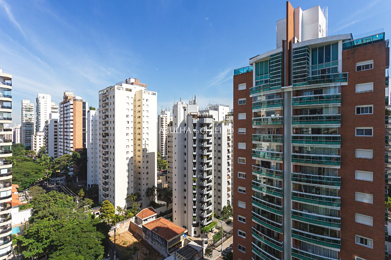 Apartamento para venda em Moema