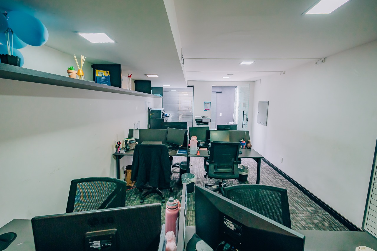 Casa Comercial para venda em Vila Nova Conceição