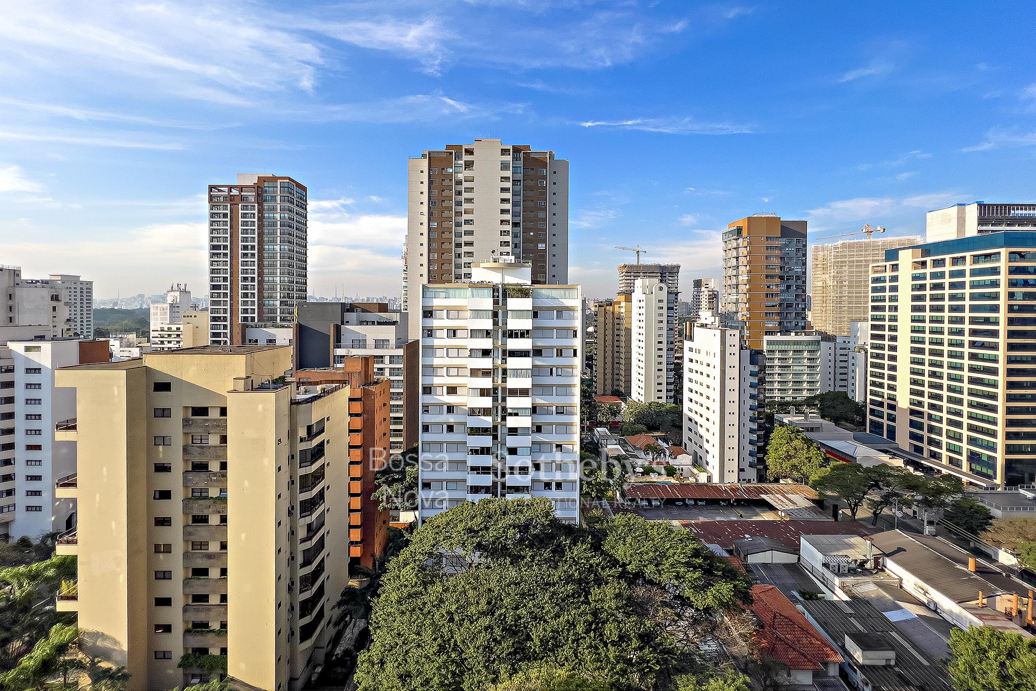 Cobertura para venda em Moema