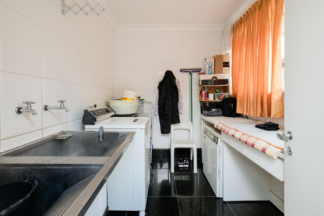 Casa Em Condomínio para venda em Jardim Luzitânia