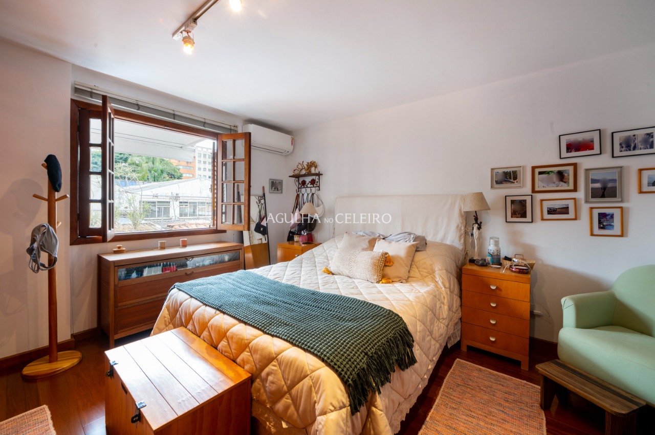 Casa De Vila para venda em Vila Olímpia