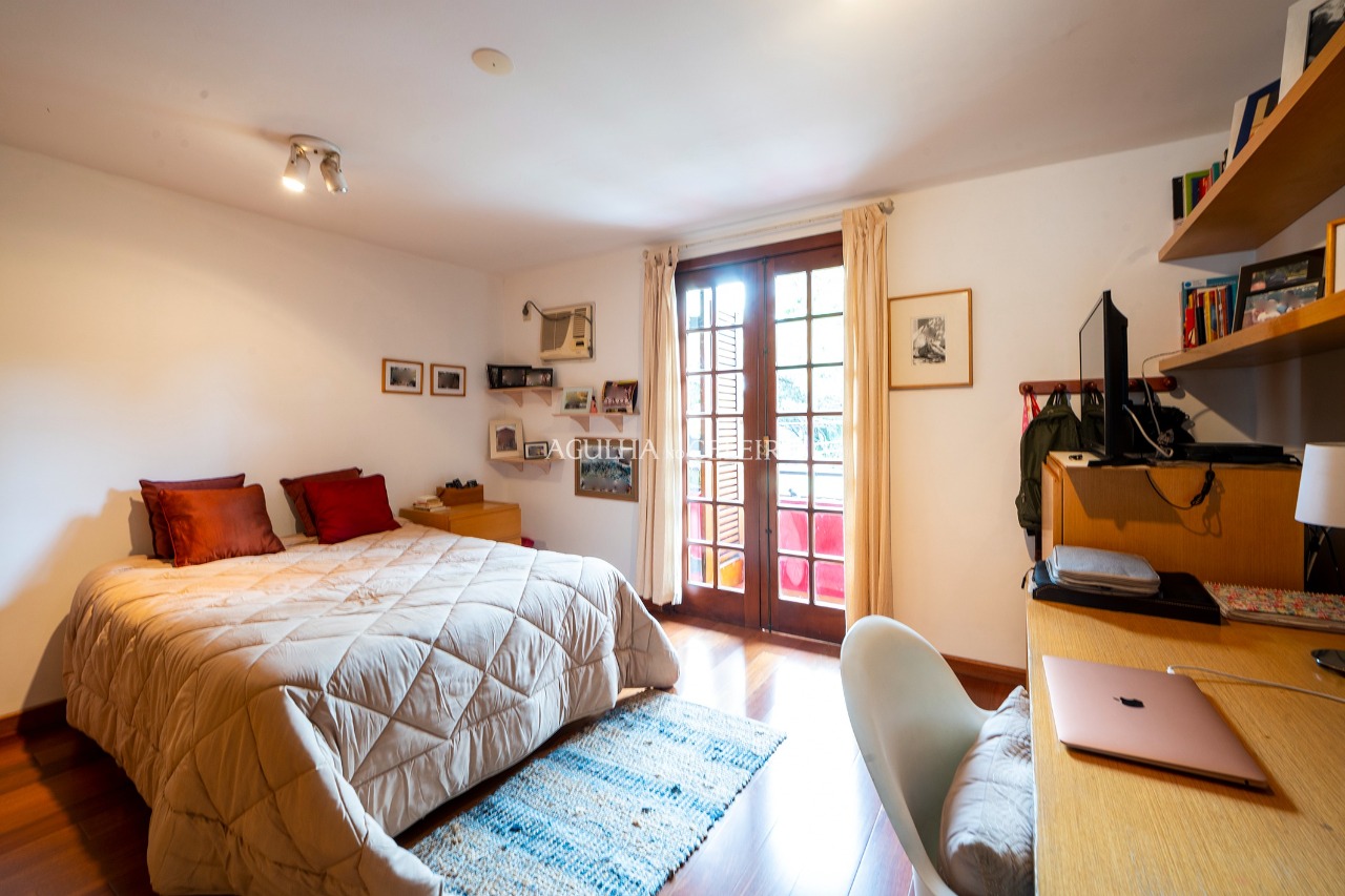 Casa De Vila para venda em Vila Olímpia