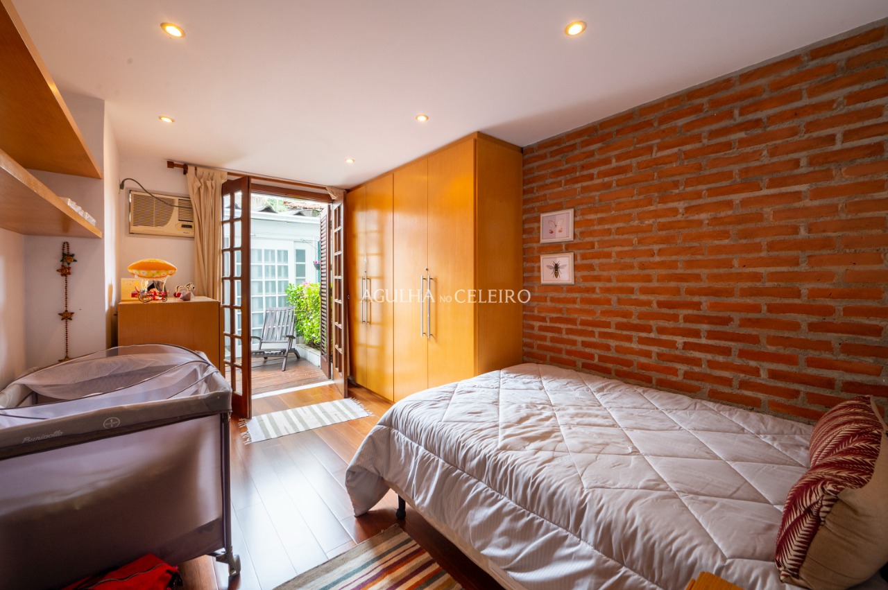 Casa De Vila para venda em Vila Olímpia