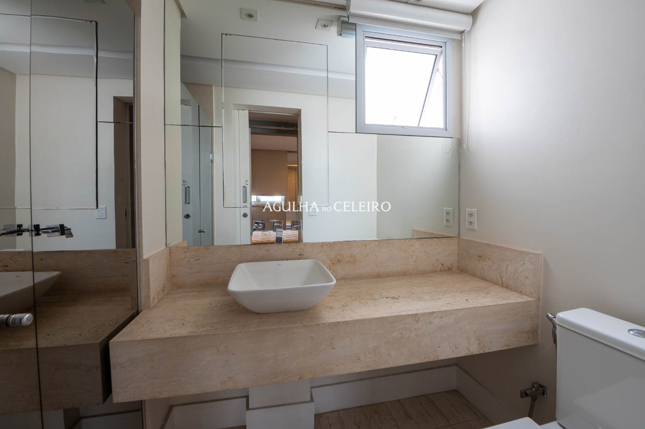 Cobertura Duplex para venda em Vila Madalena