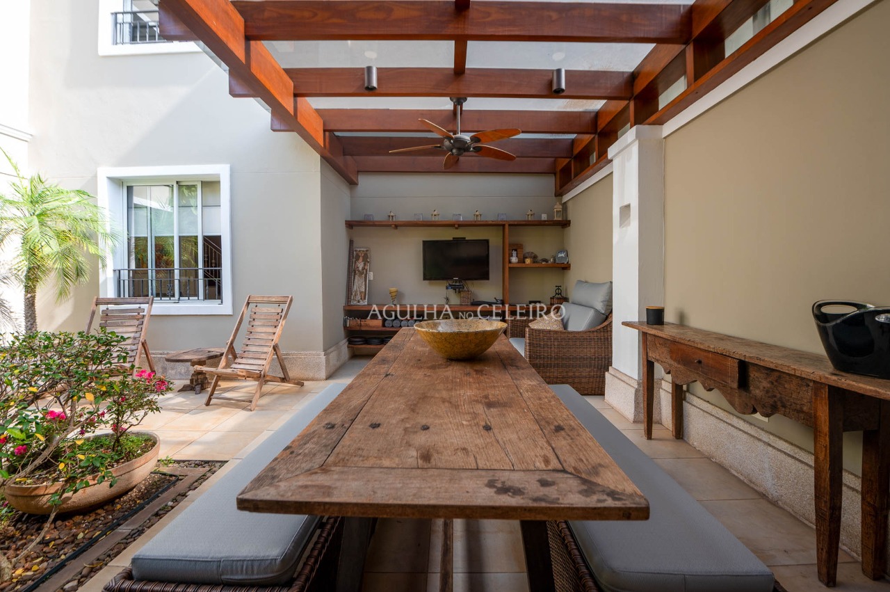 Casa Em Condomínio para venda em Alto de Pinheiros