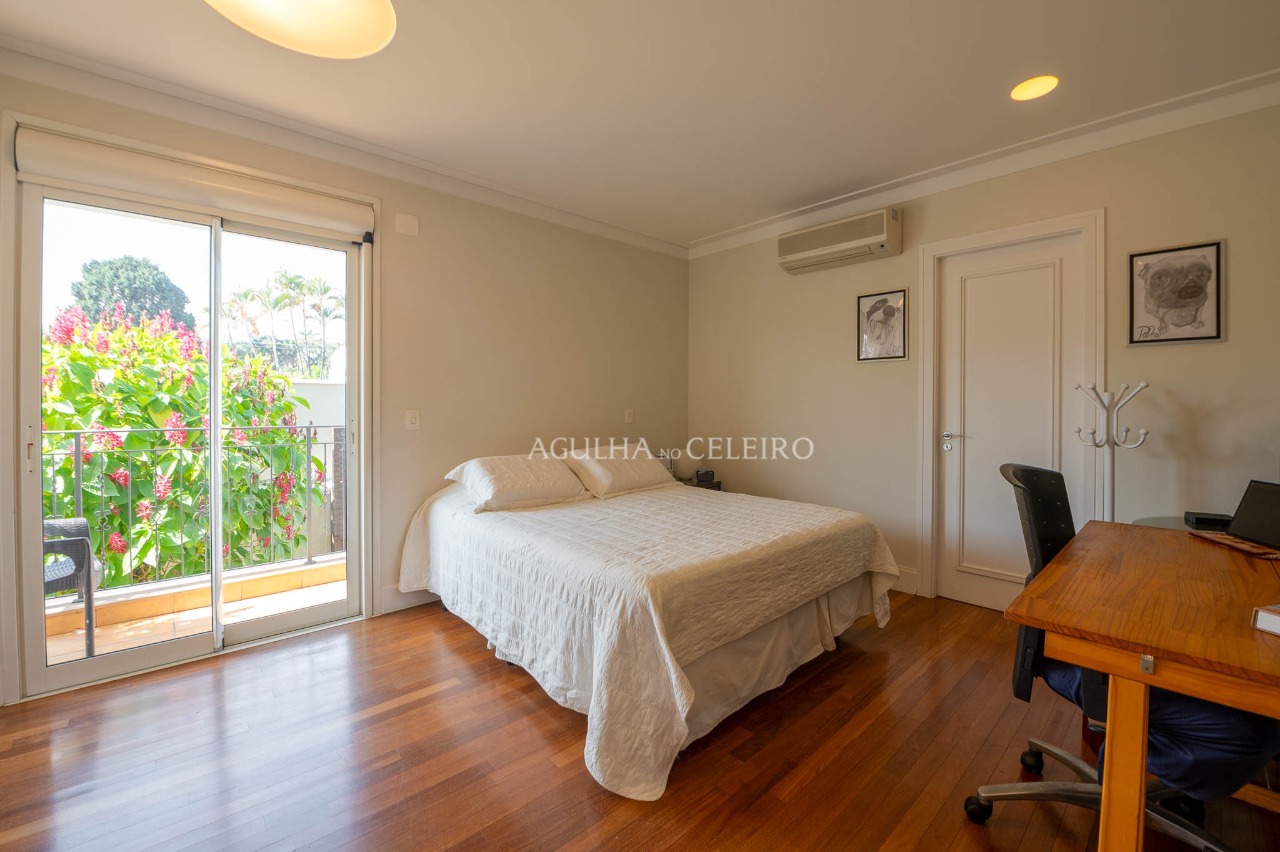 Casa Em Condomínio para venda em Alto de Pinheiros