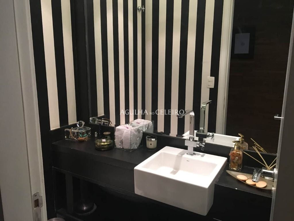 Apartamento Duplex para venda em Jardins (Cerqueira Cesar)