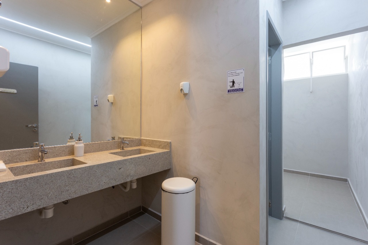 Casa Comercial para venda em Pacaembu
