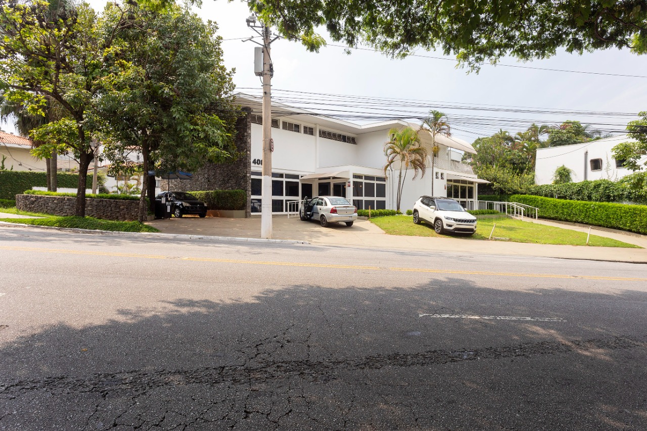 Casa Comercial para venda em Pacaembu