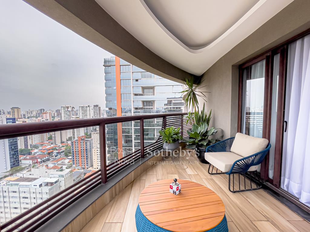 Cobertura Duplex para venda em Vila Olímpia