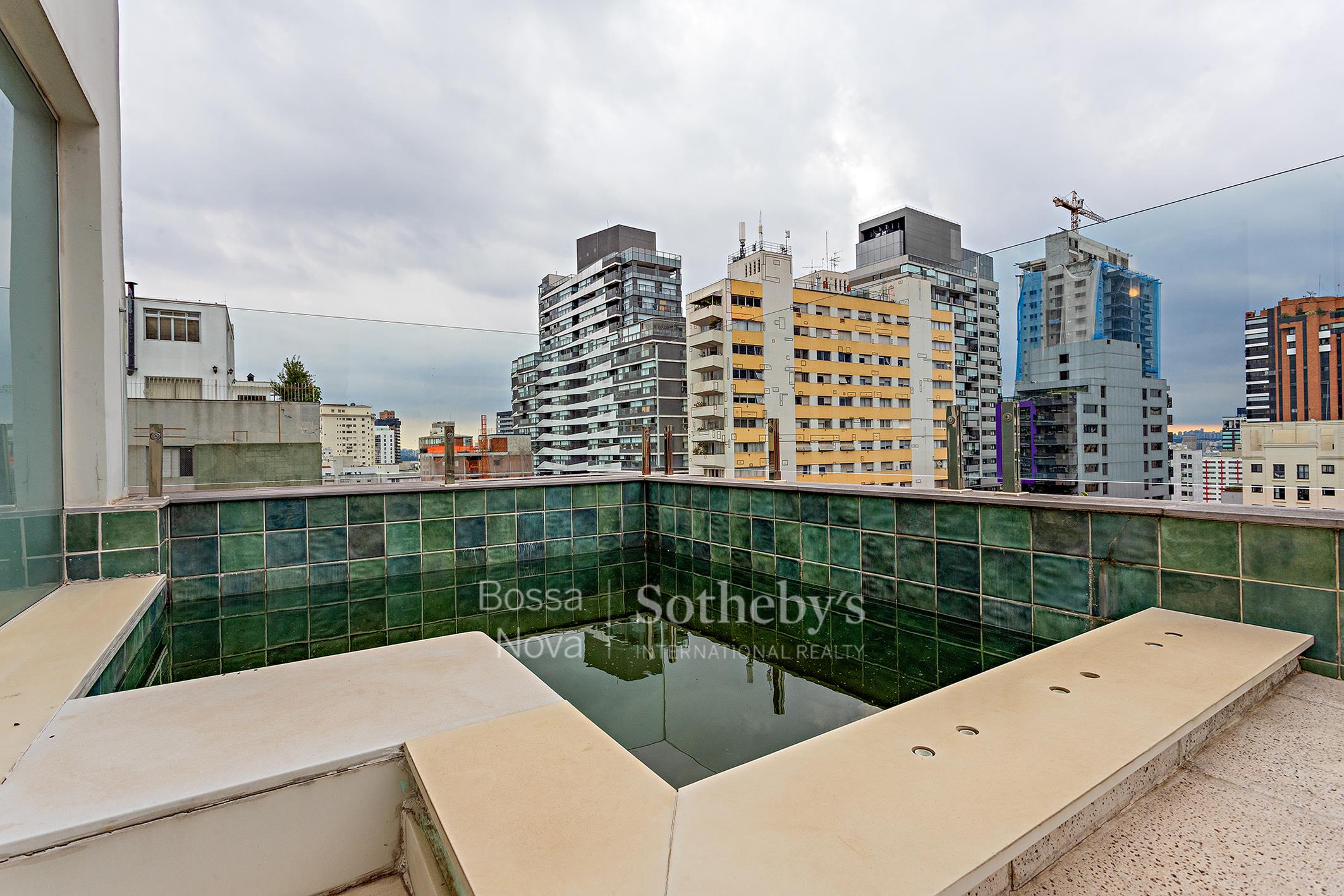 Cobertura Triplex para venda em Pinheiros