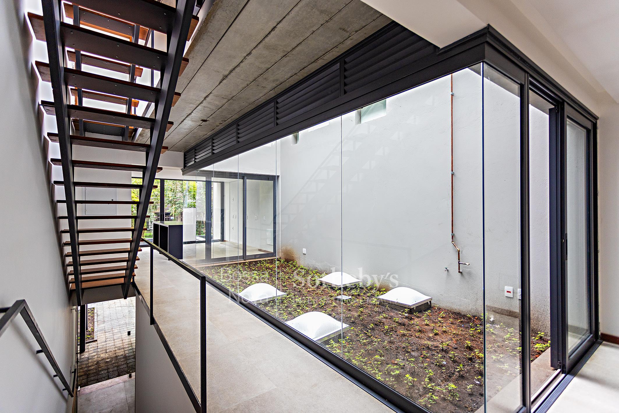 Casa para venda em Vila Madalena