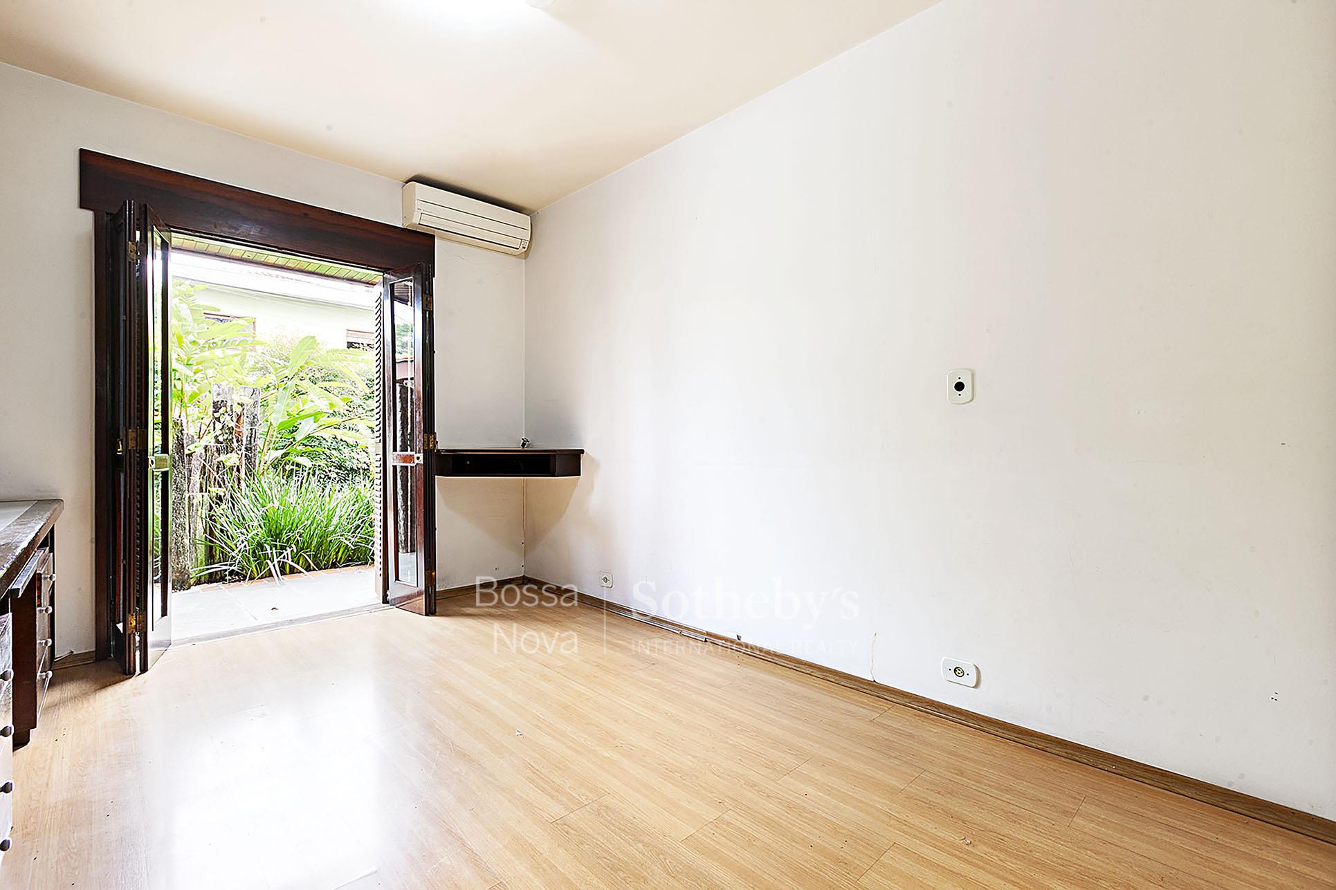 Casa De Vila para venda em Chácara Santo Antônio
