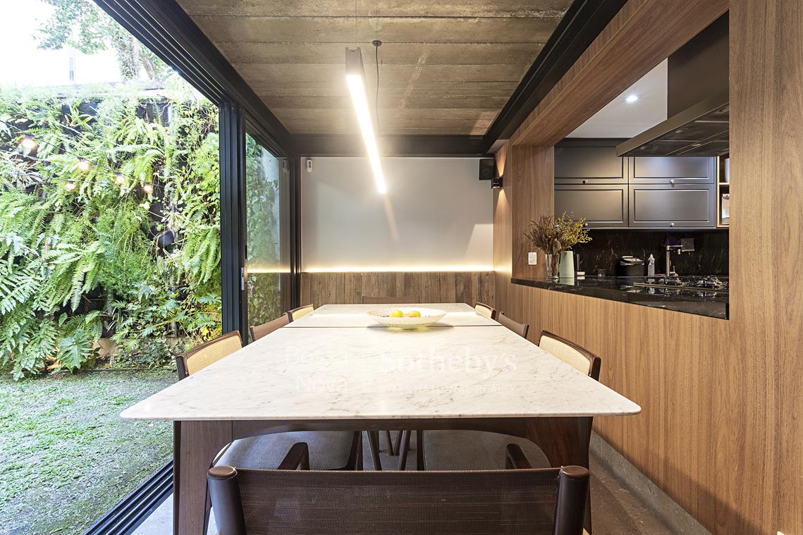 Casa De Vila para venda em Itaim Bibi