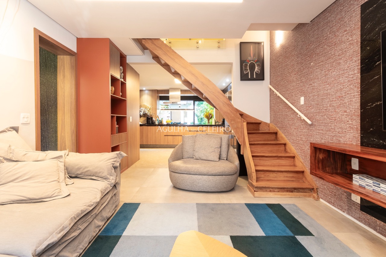 Casa De Vila para venda em Itaim Bibi