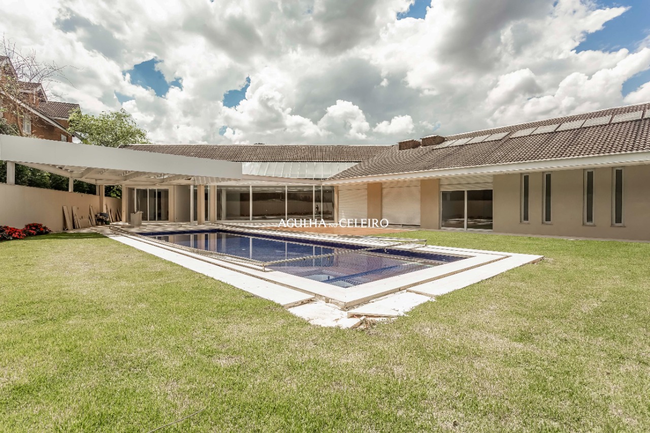 Casa Em Condomínio para venda em Real Parque