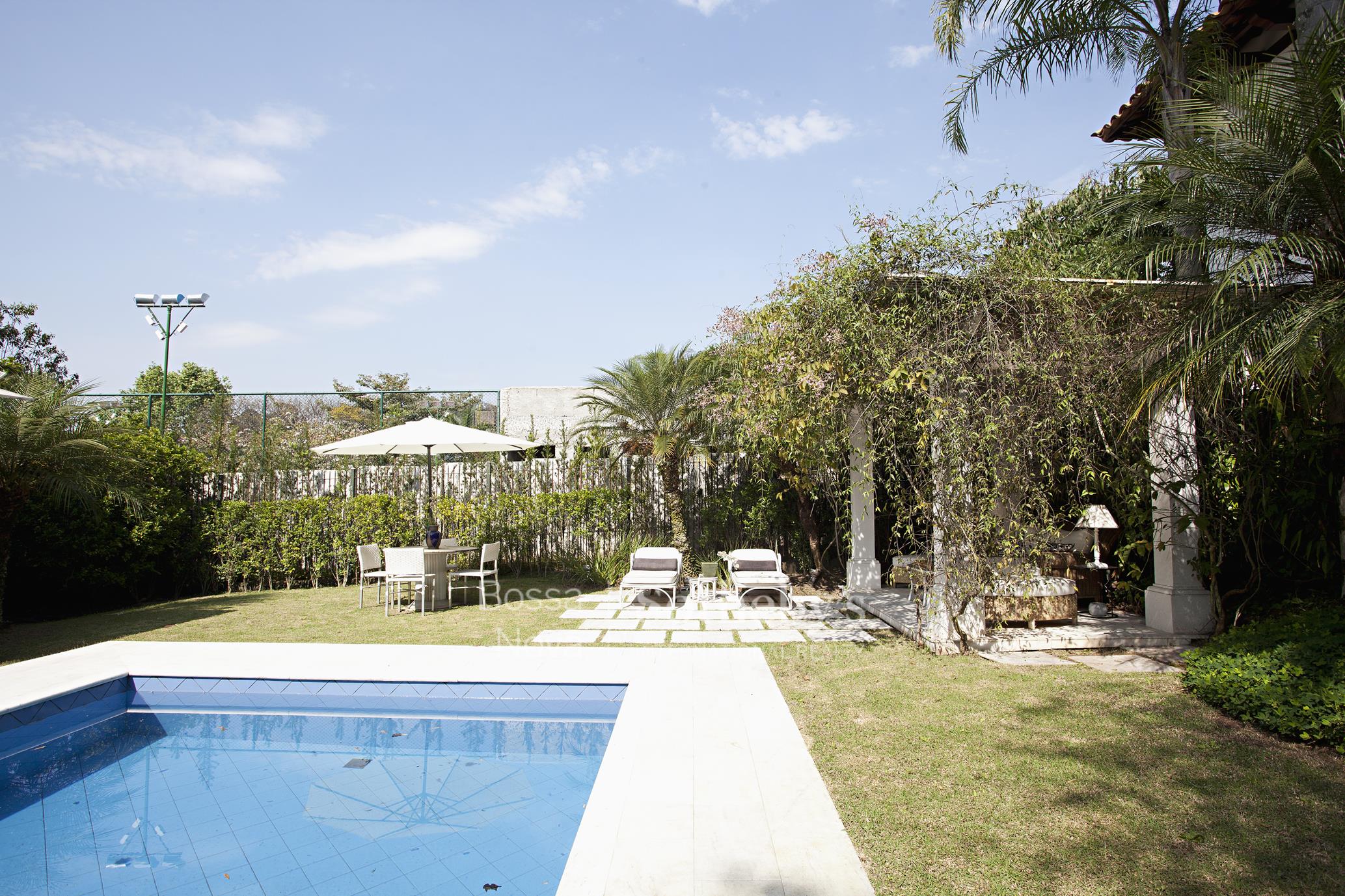 Casa Em Condomínio para venda em Real Parque