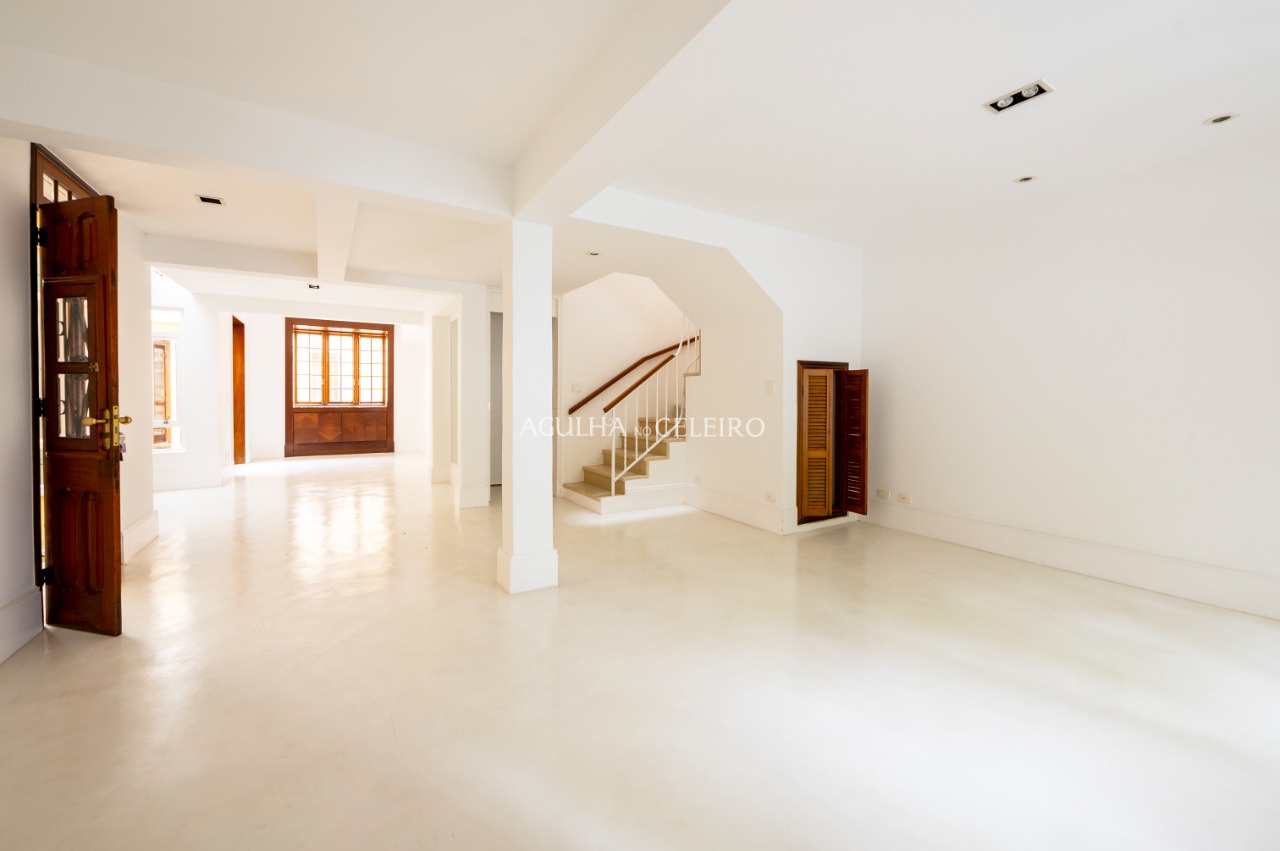 Casa De Vila para venda em Jardim América