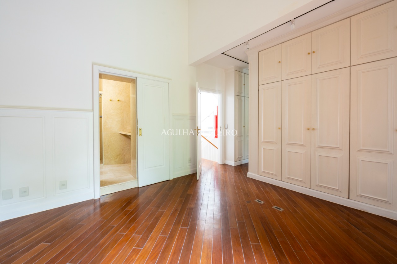 Casa De Vila para venda em Jardim América