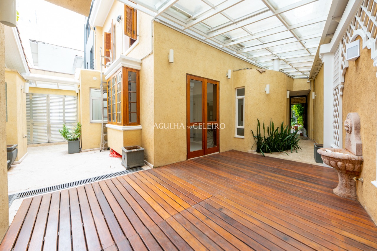 Casa De Vila para venda em Jardim América