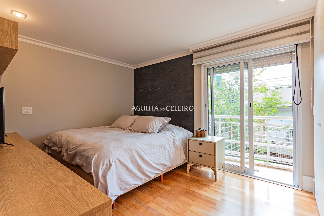 Casa Em Condomínio para venda em Alto de Pinheiros
