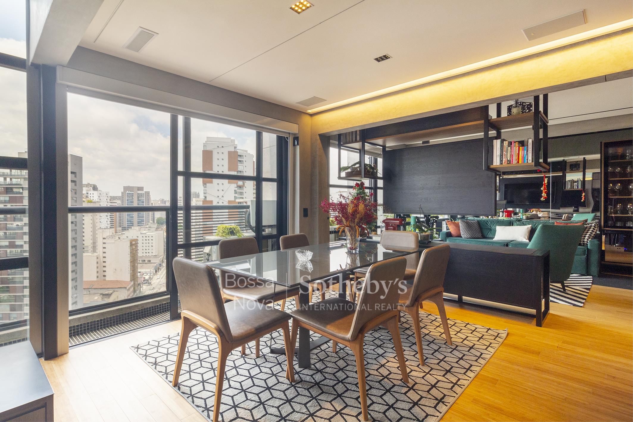 Apartamento Duplex para venda em Itaim Bibi
