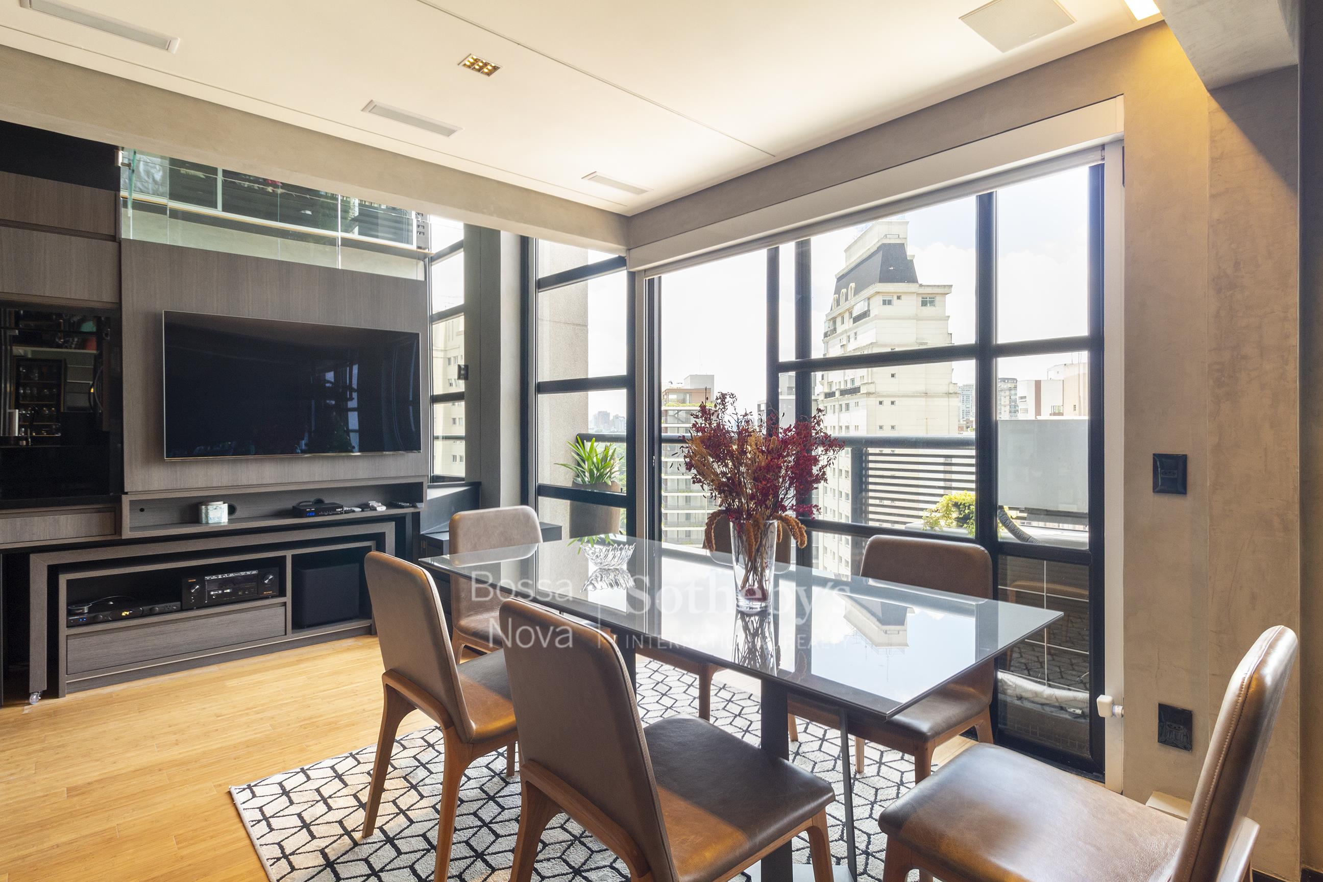 Apartamento Duplex para venda em Itaim Bibi